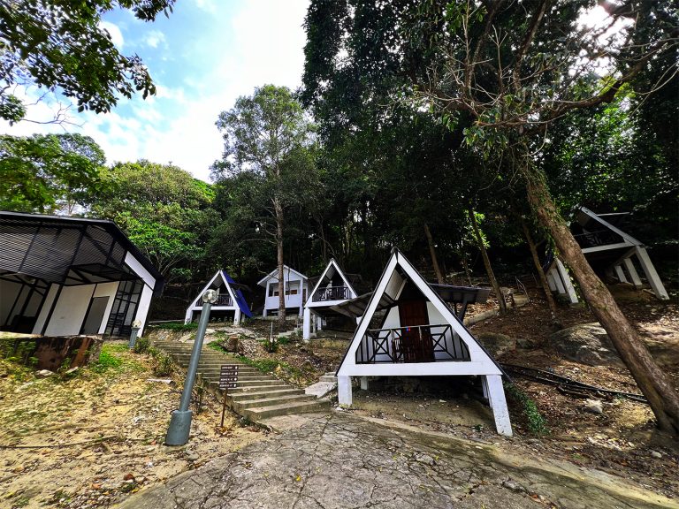 A Frame Room picture