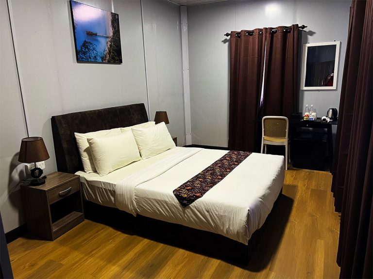 Cabin Room