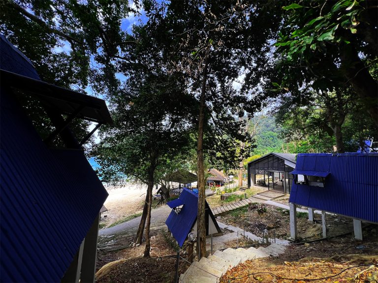 A Frame Room picture