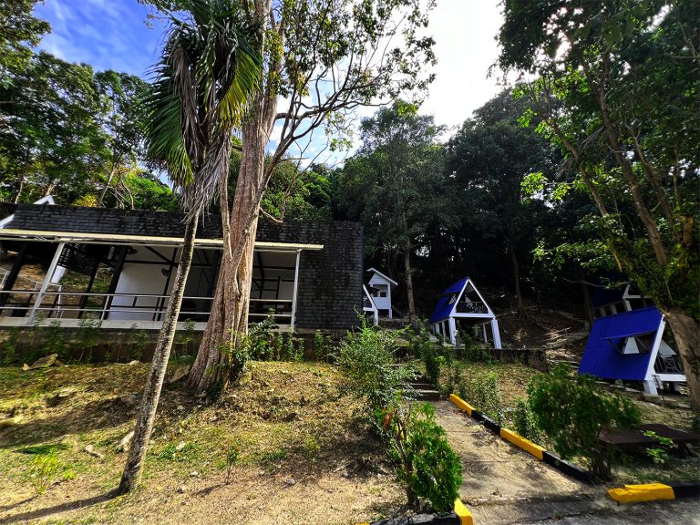 A Frame Room picture